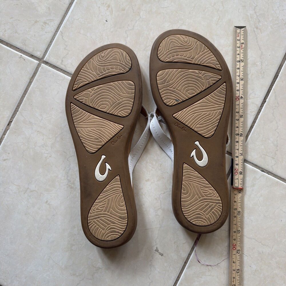 Women's OLUKAI Honu Leather Upper  Thong Sandals Flip Flops Size 9 - Picture 11 of 16